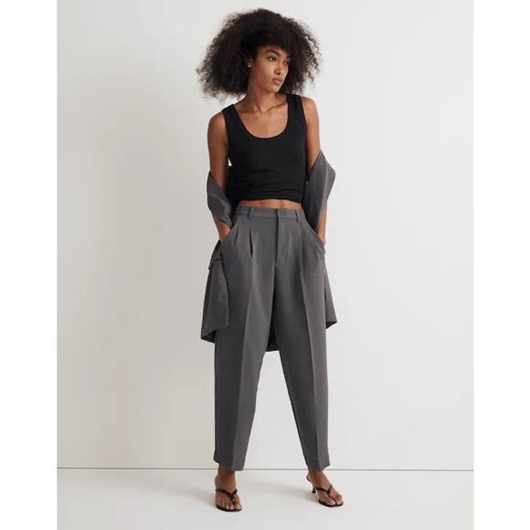 Madewell Pleated Tapered-Leg Pants in Easygoing Crepe Thunder Cloud Gray Size 4 - Picture 1 of 13